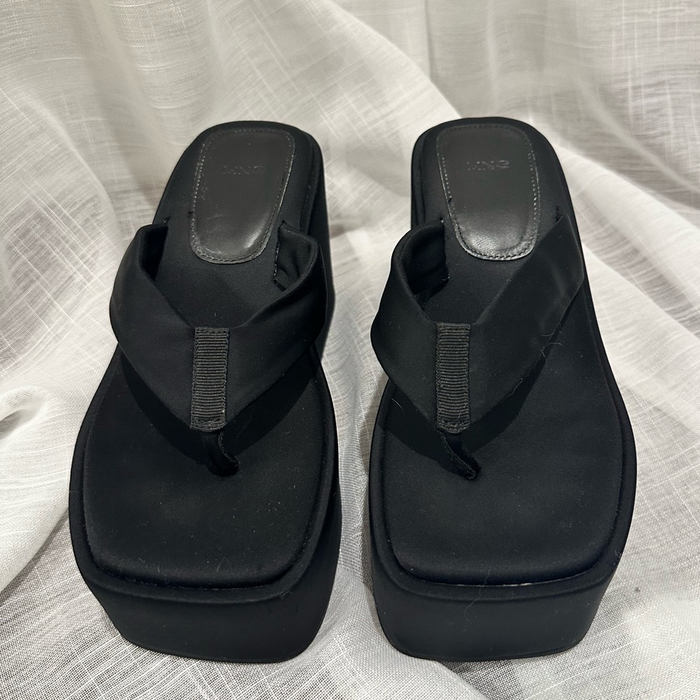 Mango Black Platform Flip-Flops